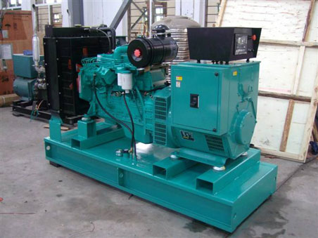 三家镇200kw康明斯柴油发电机组图片 三家镇200kw康明斯柴油发电机组图片